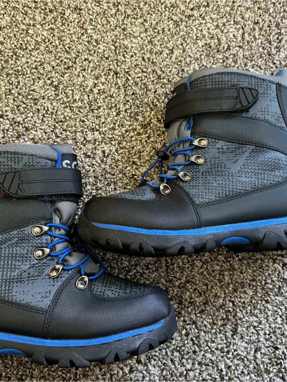 3M Thinsulate men’s Black and Blue Waterproof Snow Boots